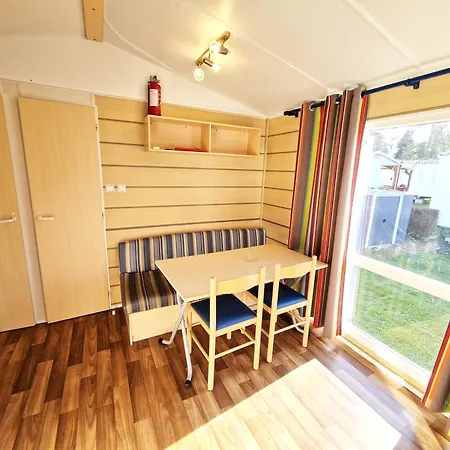 Nyaraló Mobile Deluxe Mit Klimaanlage, Bettwaesche Und Wifi, B012 Boofzheim