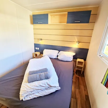 Mobile Deluxe Mit Klimaanlage, Bettwaesche Und Wifi, B012 Boofzheim